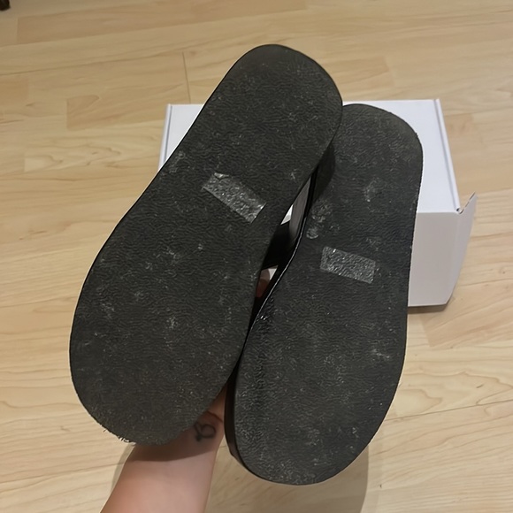 Harlow Vegan Leather Platform Sandals - Picture 6 of 7